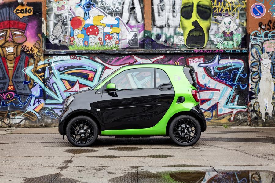 Smart ForTwo Prime Coupe Electric Drive 2017 года  (фото 4 из 48)